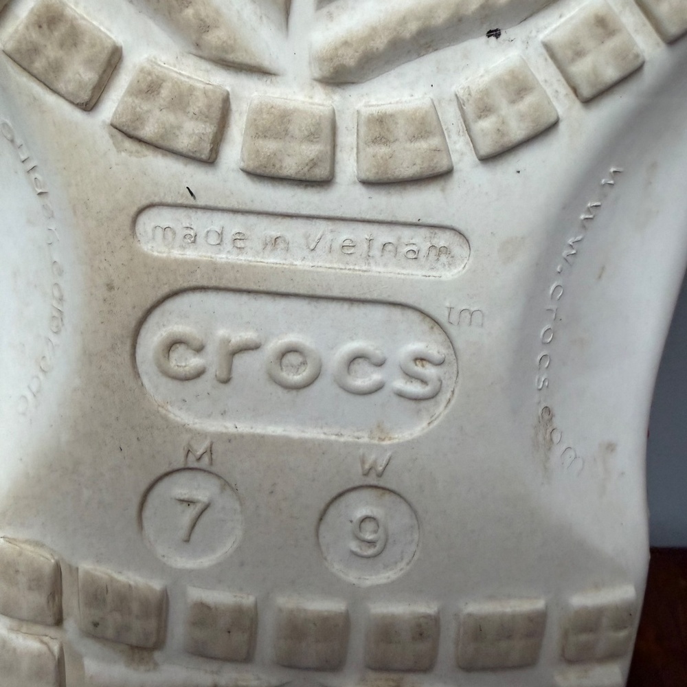 CROCS TIE DYE Red White and Blue Classic Crocs Mens Size7 Women's Size 9 - Picture 11 of 11